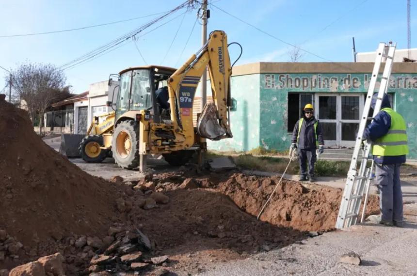 Advierten baja presioacuten de agua por conexiones en loteos al este de la ciudad