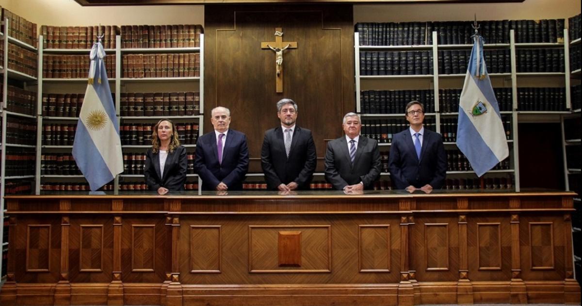 Abusoacute de la hija de su pareja- 10 antildeos de prisioacuten