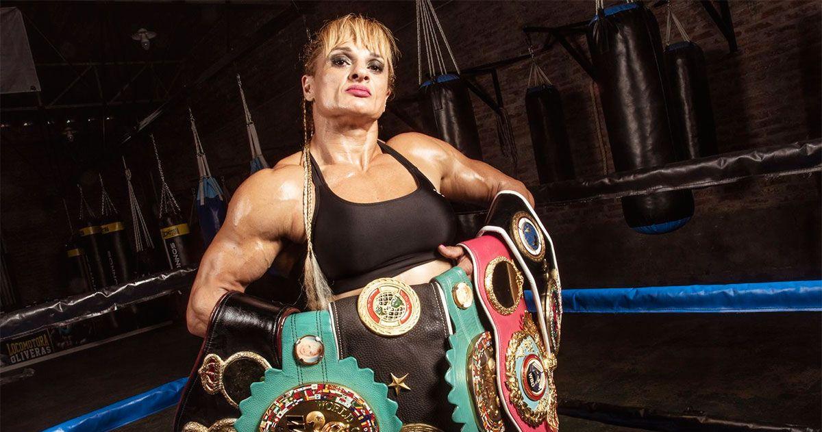 La Locomotora Oliveras- de los golpes del novio a seis tiacutetulos mundiales y una vida de peliacutecula
