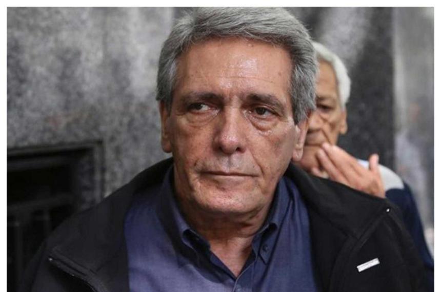 Un jefe de la CGT deberaacute pagar 8 millones tras un bloqueo pero evitaraacute un juicio