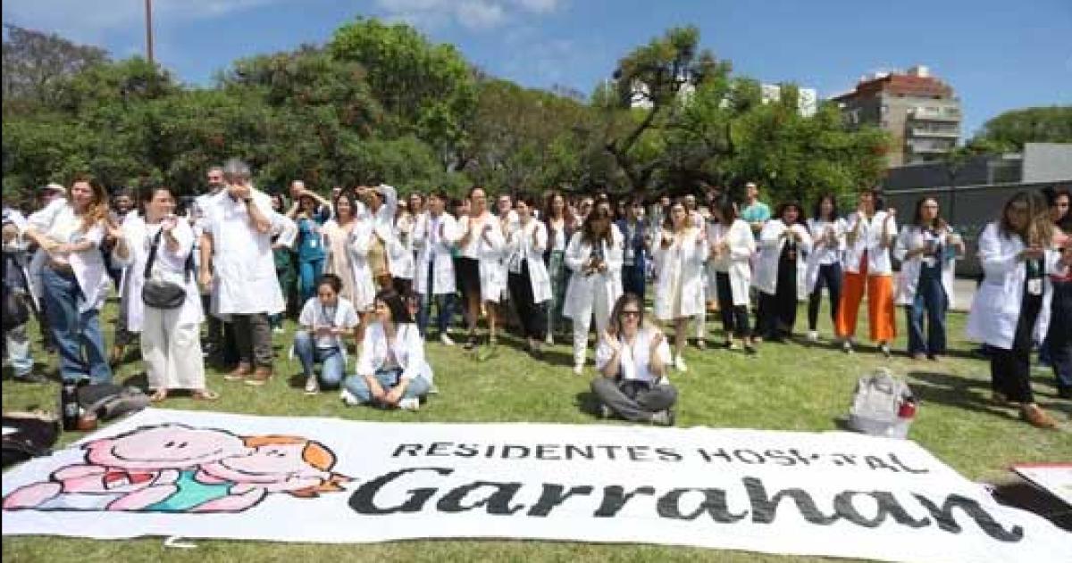 Profesionales del Garrahan convocan a marcha y acusan al Gobierno de ser mentiroso