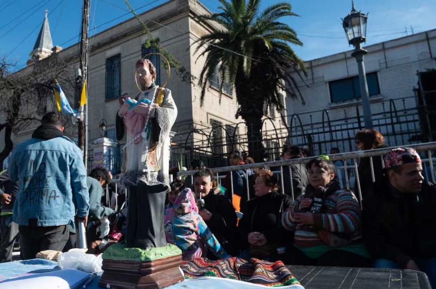 Movimientos sociales y CGT convocan protesta por Pan Tierra Techo y Trabajo en agosto