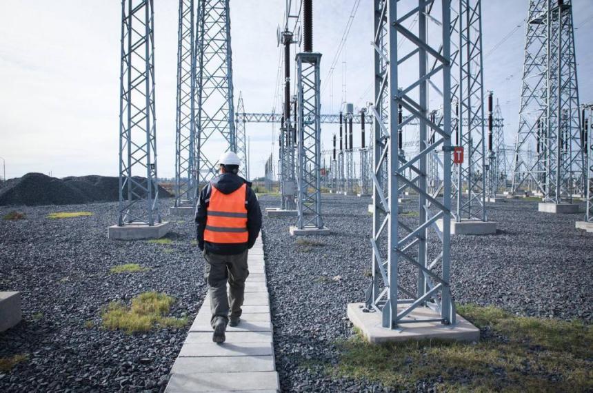 La Pampa recibe maacutes de 11 mil millones para obras eleacutectricas por no tener deudas