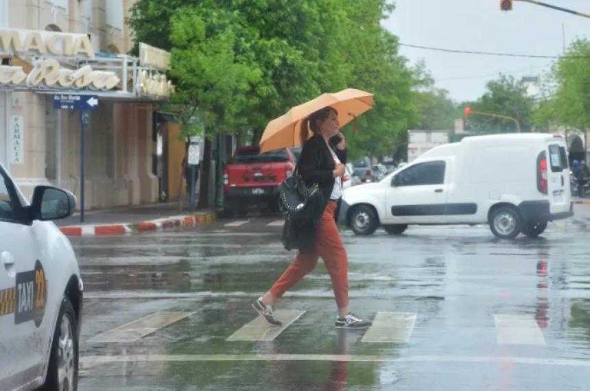 Viernes con pronoacutestico de lluvias y fin de semana inestable