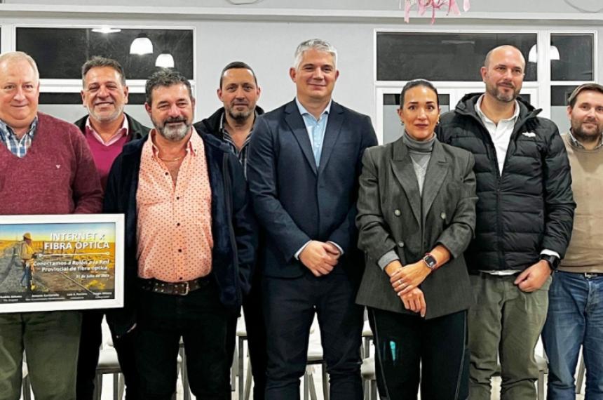 Roloacuten se conectoacute a la red provincial de fibra oacuteptica