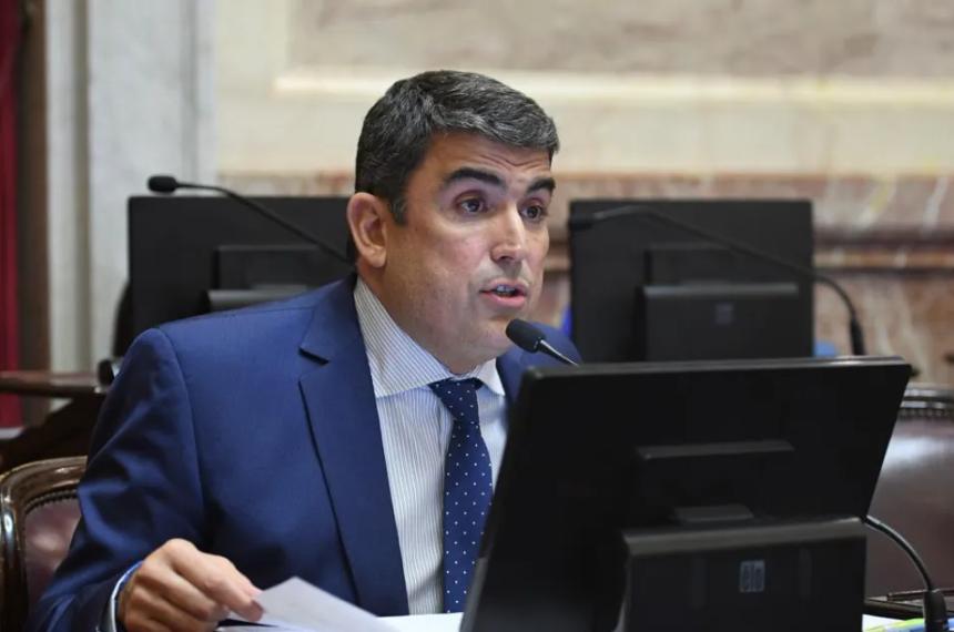 Bensusaacuten dice que Milei tiene un juego medio ciacutenico con el campo