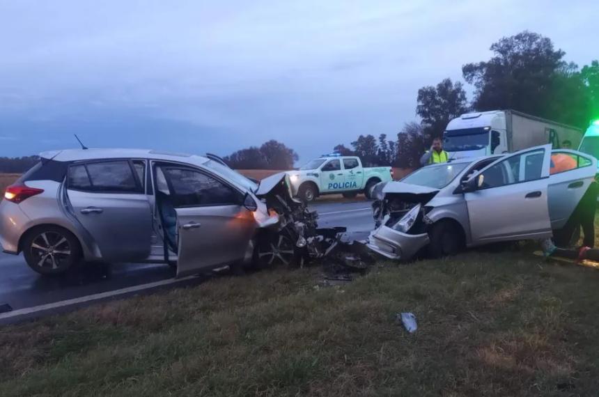 Grave choque frontal en la Ruta 5- tres personas continuacutean internadas