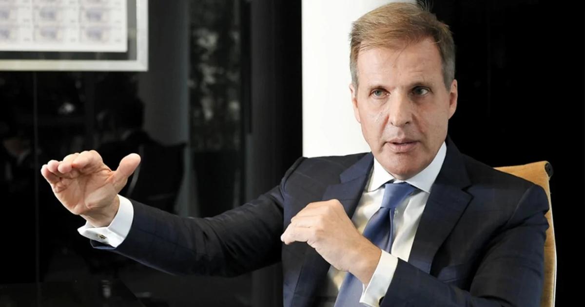 Redrado alertoacute sobre el doacutelar y la improvisacioacuten oficial- Faltoacute previsibilidad y ahora pagamos el costo