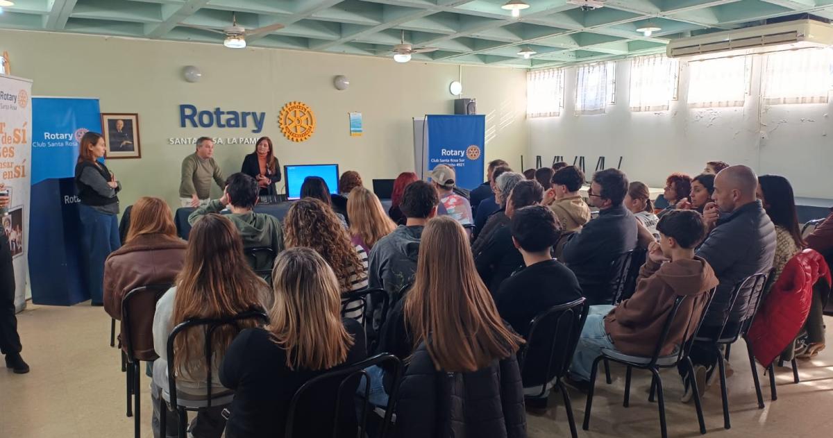 Rotary se prepara para una nueva etapa- 17 aspirantes a los intercambios juveniles
