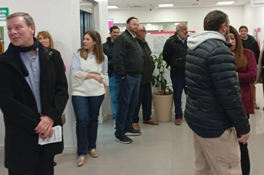 Medida de fuerza contra despidos en el Banco Santander