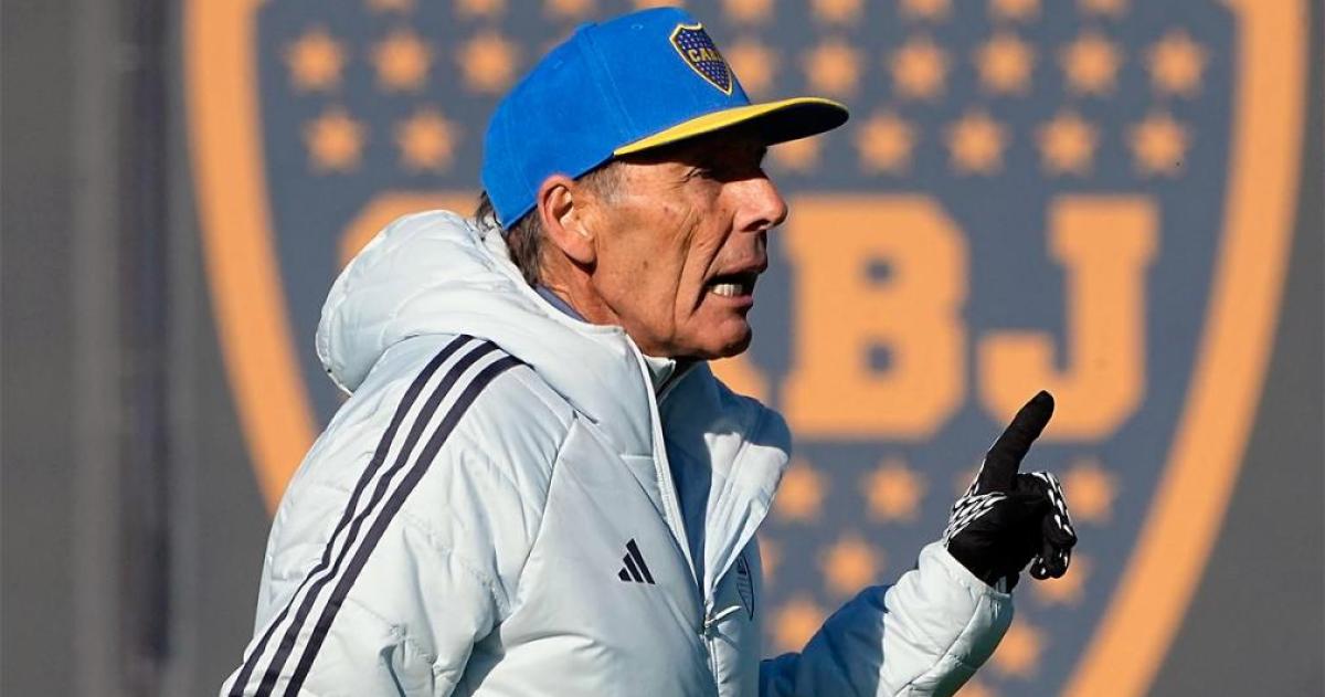 Boca calienta la previa del claacutesico con Racing- chicana a Costas y dos refuerzos listos para volver