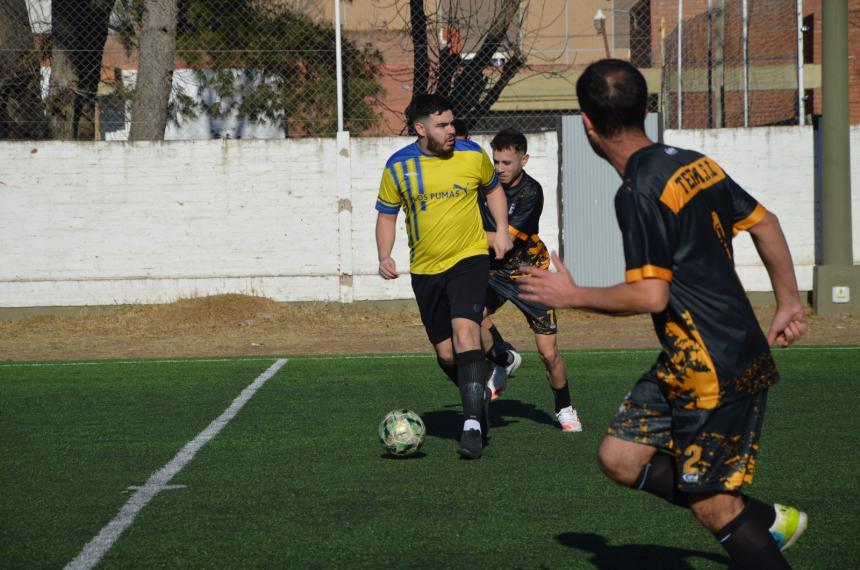 La accioacuten no se detiene