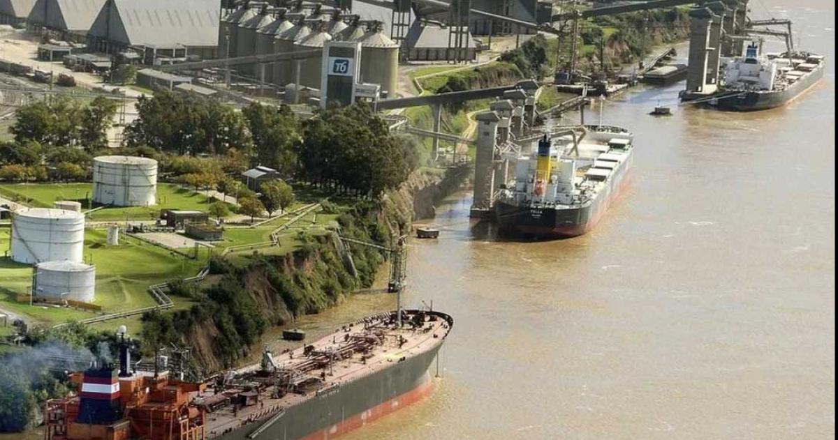 La agroindustria y puertos privados criticaron la derogacioacuten del DNU que favorece a Moyano