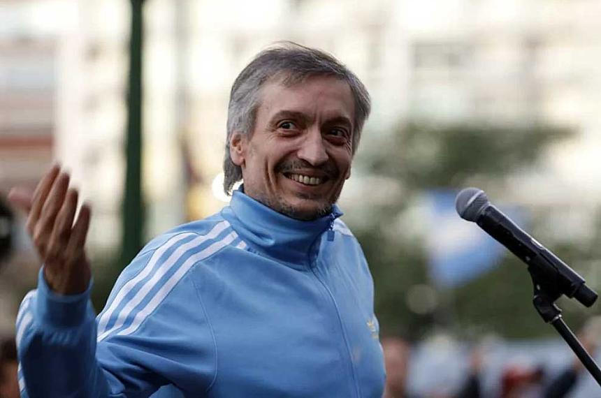 Maacuteximo Kirchner- Vi gente poroteando candidaturas de manera salvaje
