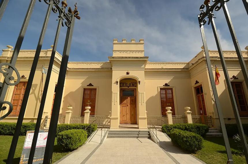 Diferentes actividades en los espacios culturales de la Municipalidad de Santa Rosa