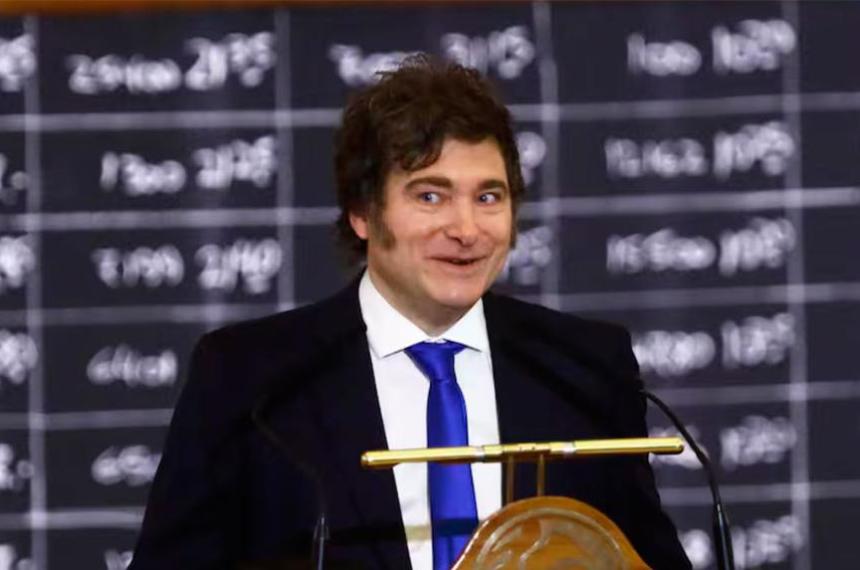 Milei desafioacute al Congreso- Si quieren volver atraacutes me van a tener que sacar con los pies para adelante