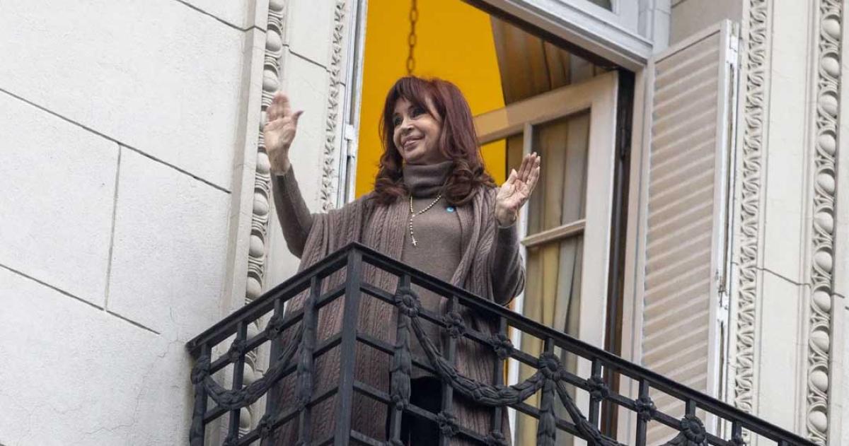 Cristina Kirchner busca que la Corte Suprema le saque la tobillera
