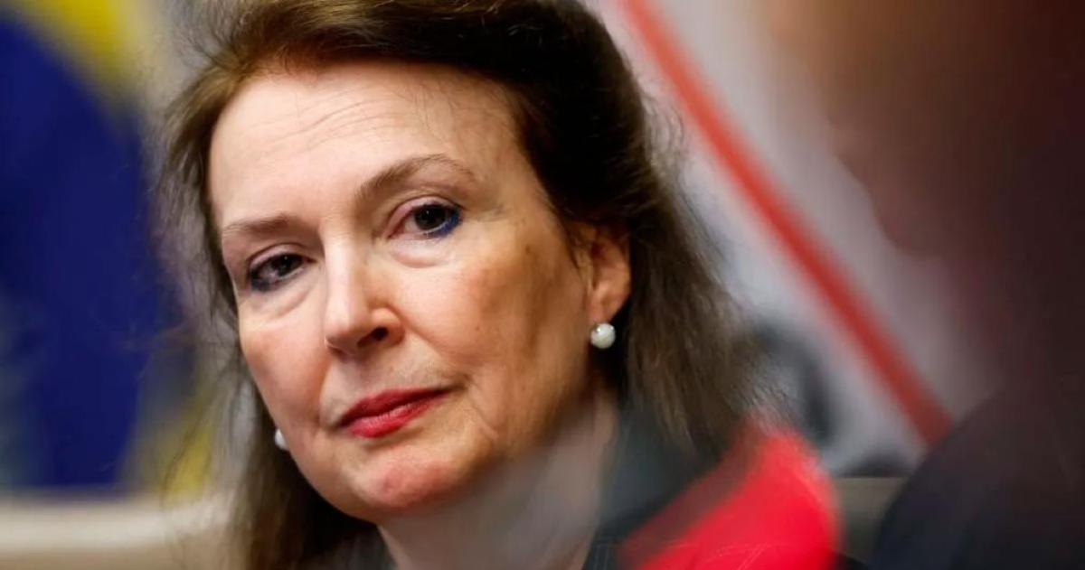 Adorni descalifica las criacuteticas de Mondino a Milei- Una cuestioacuten de segundo orden