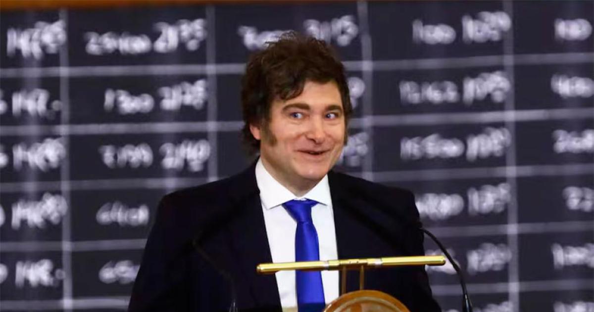 Milei desafioacute al Congreso- Si quieren volver atraacutes me van a tener que sacar con los pies para adelante