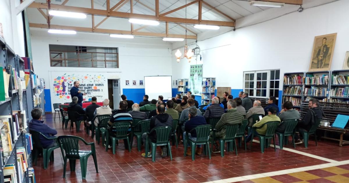 Delitos rurales- autoridades se reunieron con productores en Anguil