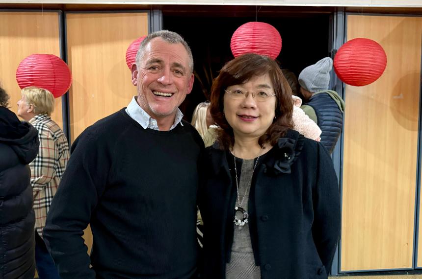 La embajadora de Taiwaacuten participa del Festival de Cine de General Pico