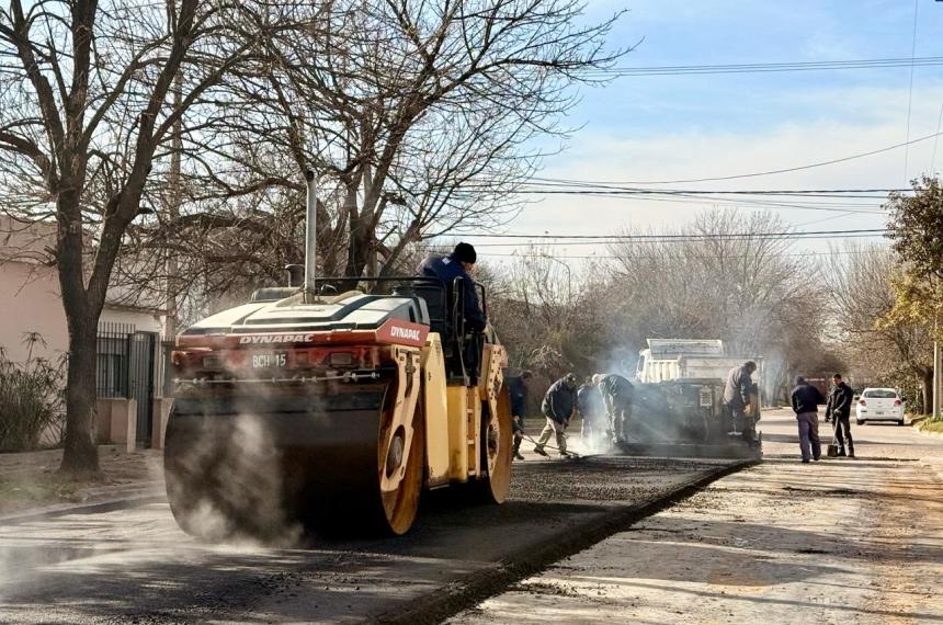 Cortes de traacutensito en Santa Rosa por obras de asfalto cloacas y agua potable