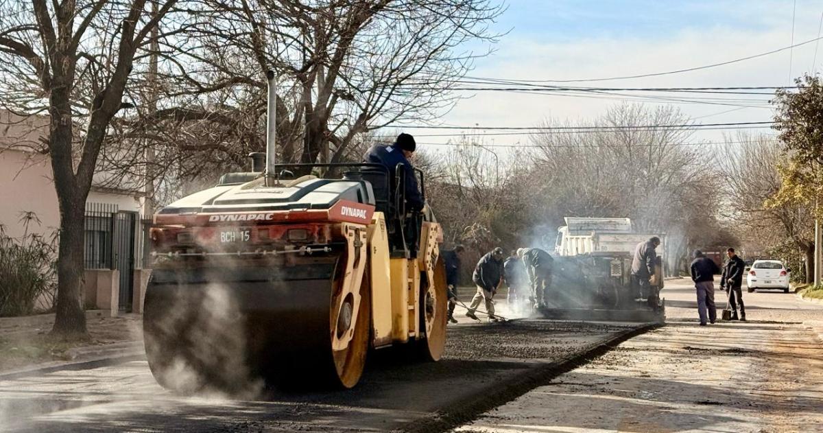 Cortes de traacutensito en Santa Rosa por obras de asfalto cloacas y agua potable