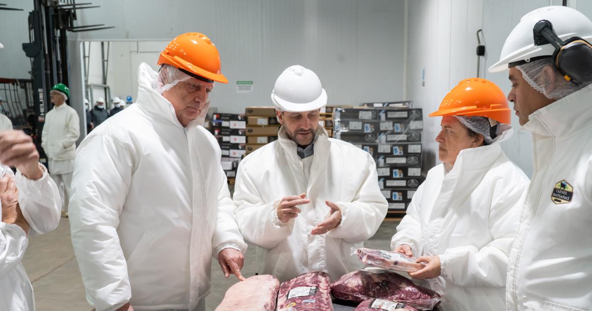 Tras el cierre de Chile rurales de la Patagonia vuelven a pedir que se frene el ingreso de asado