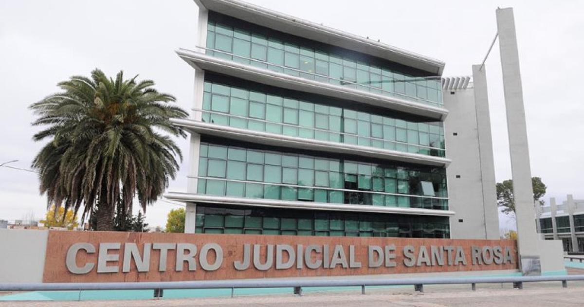 Rechazaron alguna incapacidad y condenaron a dos empleadas puacuteblicas por fraude y estafa