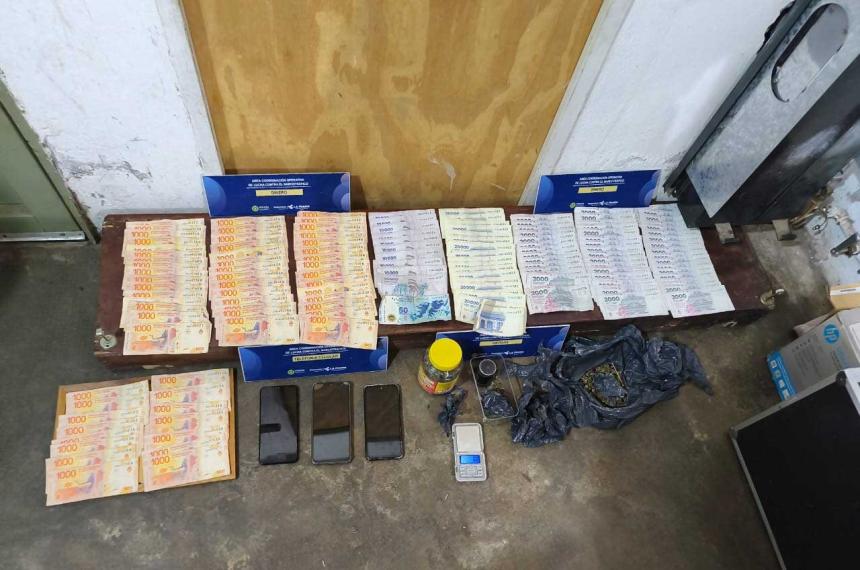 Desarticularon una red de narcotraacutefico en Catriloacute