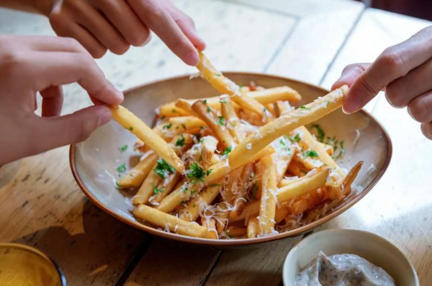Tres porciones semanales de papas fritas elevan 20-en-porciento- el riesgo de diabetes tipo 2