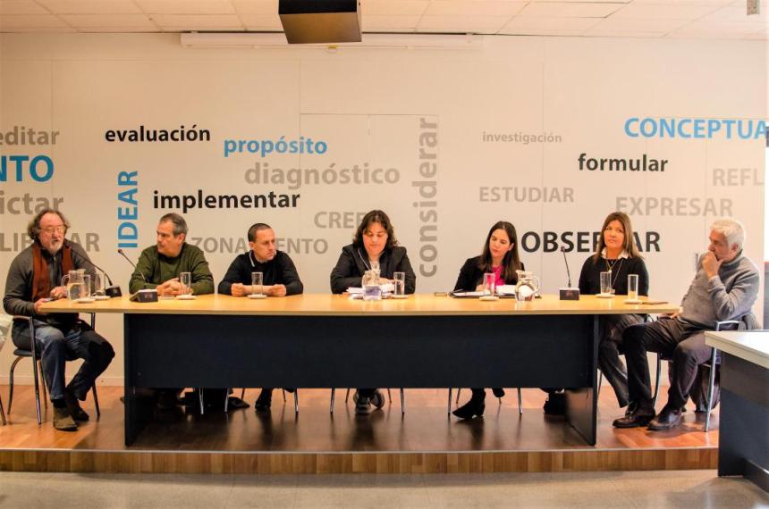 Diputados apunta a prohibir las ferias itinerantes por tres antildeos 