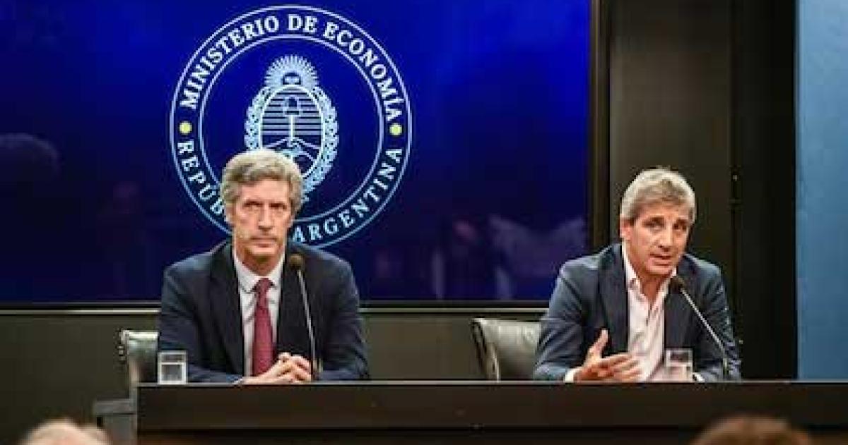El Gobierno renovoacute el 61-en-porciento- de deuda en pesos y convalidoacute otra suba de tasas