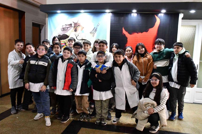 Maacutes de 3000 nintildeos participaron del Festival de Cine en General Pico