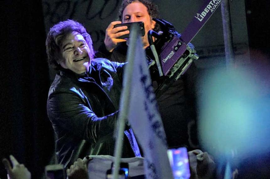 Javier Milei llamoacute a ponerle un freno a Axel Kicillof y al maldito kirchnerismo