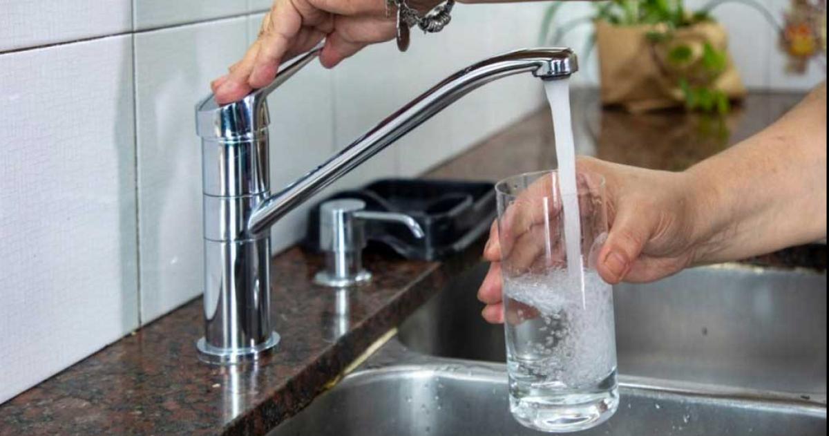 Ordenan suspender los cortes de agua por seis meses