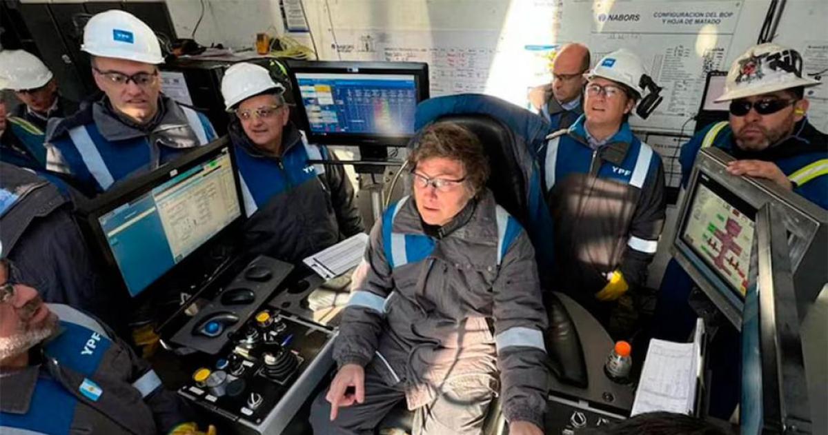 YPF venderaacute en sus estaciones los mamelucos de Vaca Muerta que popularizoacute Milei