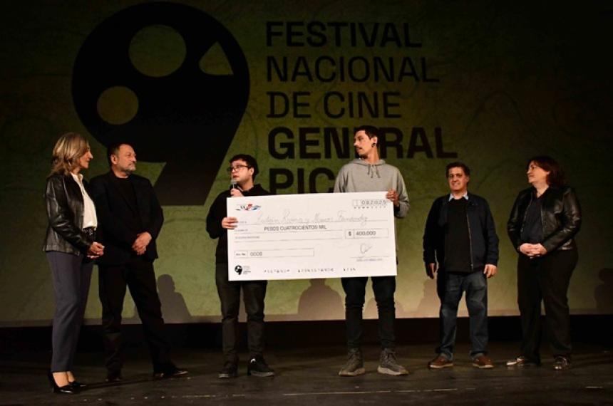Cerroacute la novena edicioacuten del Festival Nacional de Cine en General Pico