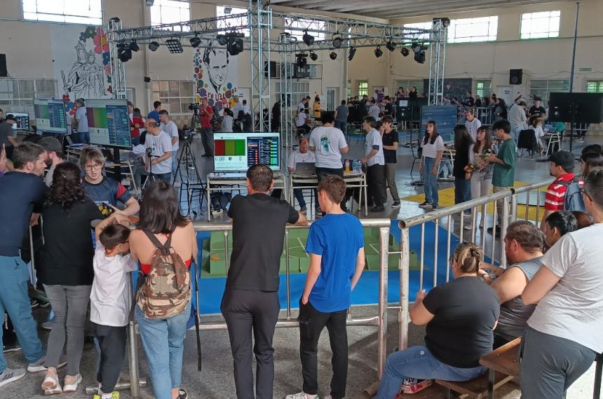 La Liga Nacional de Roboacutetica vuelve a La Pampa