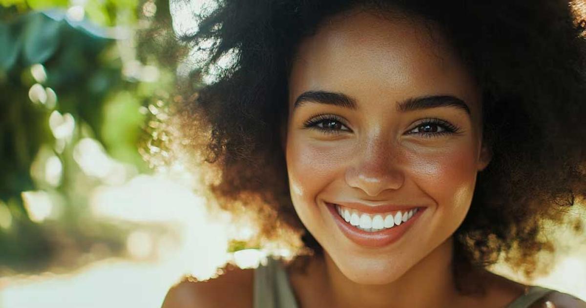 Desarrollan una pasta dentiacutefrica hecha con cabellos que serviriacutea para reparar los dientes