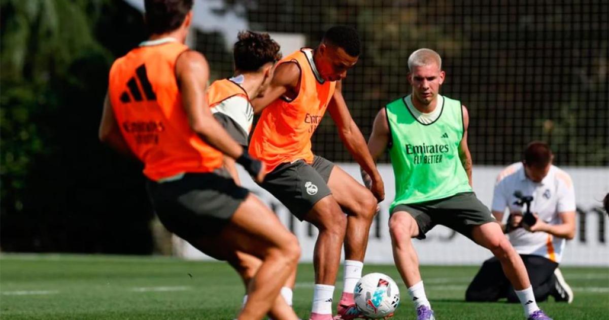 Franco Mastantuono tuvo su primera praacutectica en el Real Madrid y habloacute de su adaptacioacuten