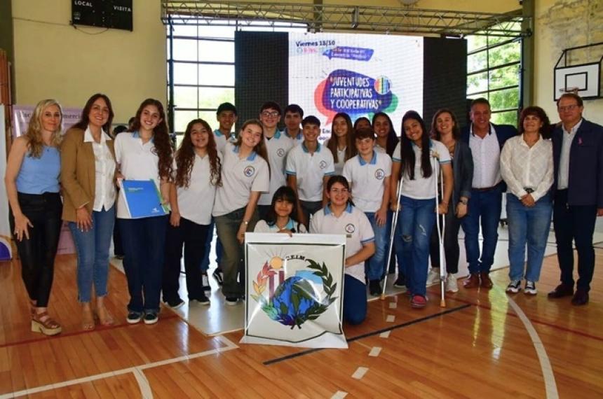 Cooperativas y Mutuales Escolares de Nivel Secundario se reuacutenen en Santa Rosa