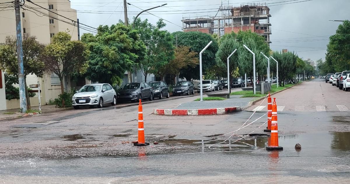 Condenan a la Municipalidad por los dantildeos causados por las cloacas y desaguumles