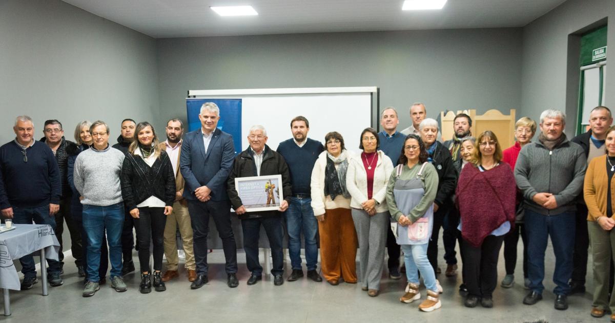 Inauguraron fibra oacuteptica domiciliaria en Hilario Lagos