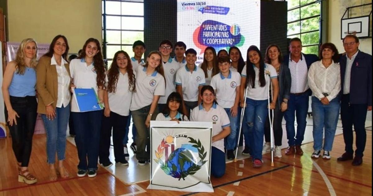 Cooperativas y Mutuales Escolares de Nivel Secundario se reuacutenen en Santa Rosa