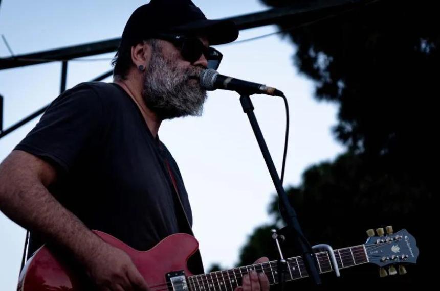 El viaje sonoro de Chinche Molle llega a Ruda Bar