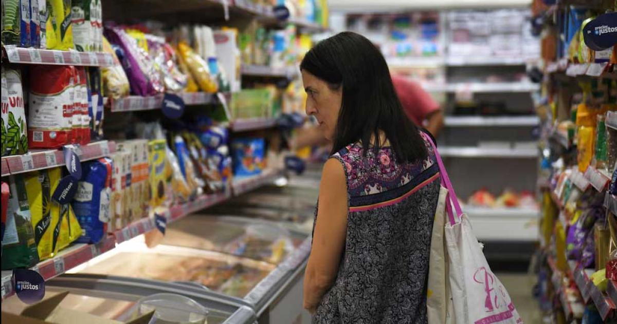 Ventas en supermercados subieron un 02-en-porciento- en junio y cerraron el semestre con alza del 4-en-porciento-