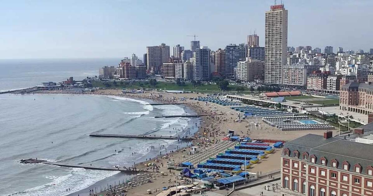 Cuaacutento costaraacute irse de vacaciones a Mar del Plata en el verano 2026- precios para todos los gustos