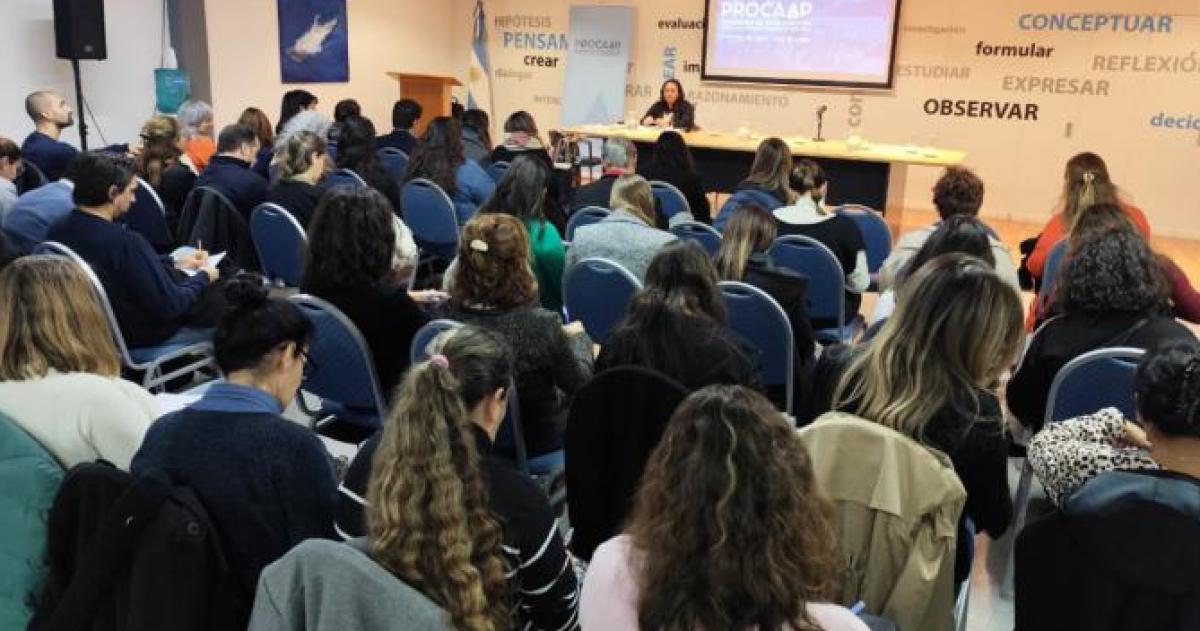 Capacitacioacuten sobre protocolos y herramientas praacutecticas frente a situaciones de violencia