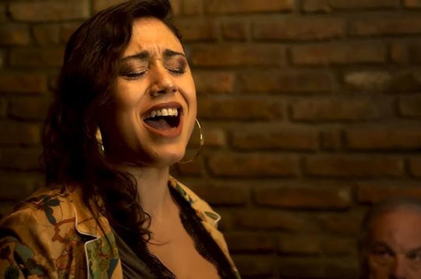 Valeria Loacutepez Vila- La clave estaacute en interpretar cada cancioacuten como si fuera una historia